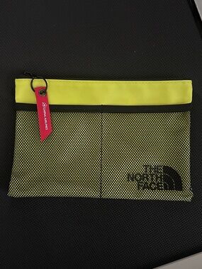 The North Face x China Airlines toiletries pouch